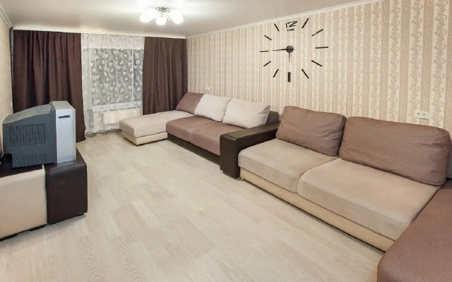 2k Na Bul'vare Primorskiy 46 Apartments