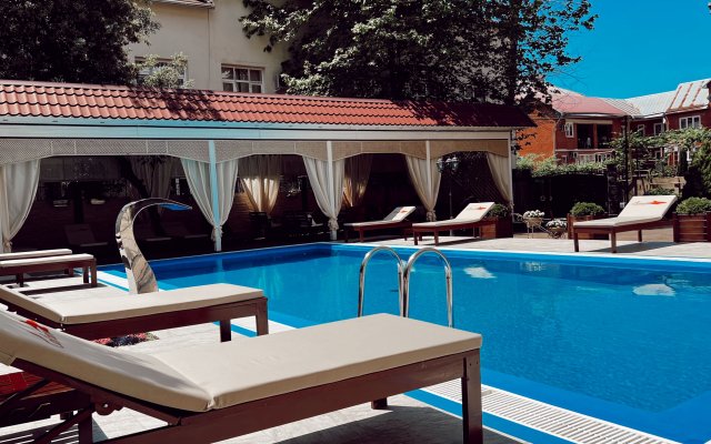 Katran Hotel