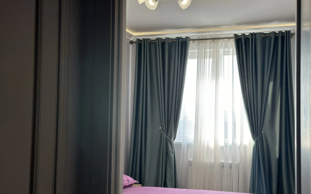 Квартира "Эленика" в Махачкале с видом на озеро и мечеть