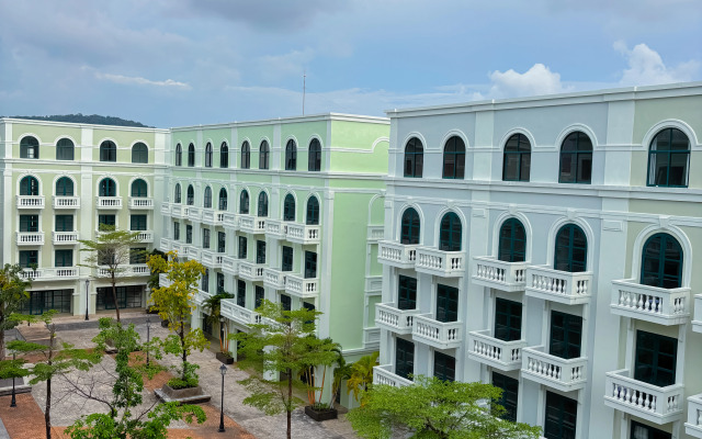 Alisa Phu Quoc Hotel