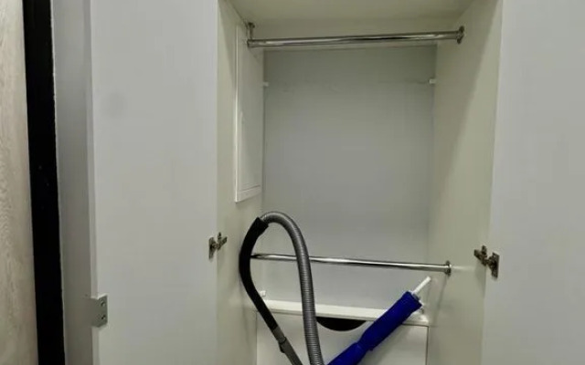 Na Tavricheskoy 7k2 Flat