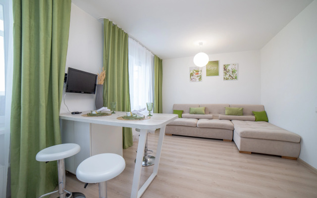 Апартаменты Рассветная 8/2