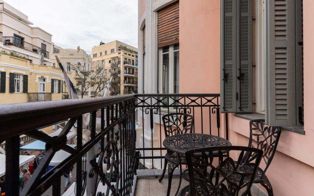 Blueground at Nahalat Byniamin Exquisite Balcony ID54 Apartments