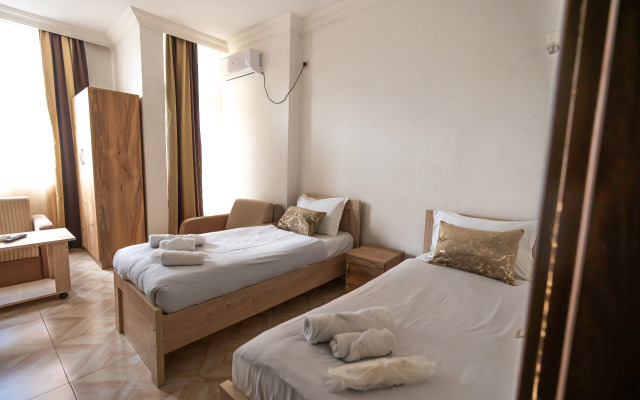 Отель BATUMI INN