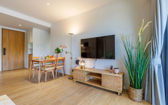 New 2bd Apartments near Beachside Apartments