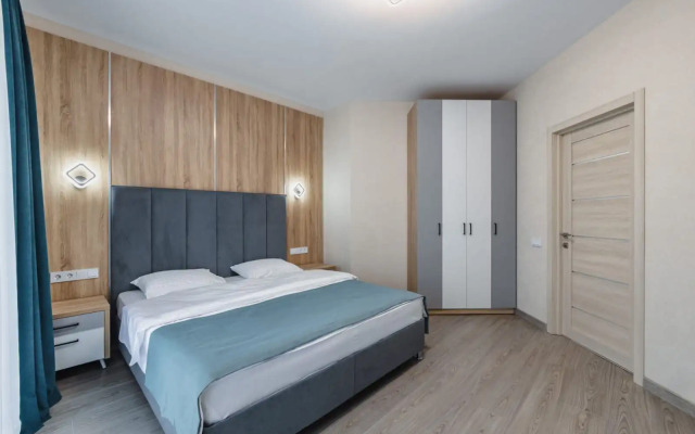 1-Komnatnaya Ot Uk Family Pride Apartments 1 Etazh Kv.4 Flat