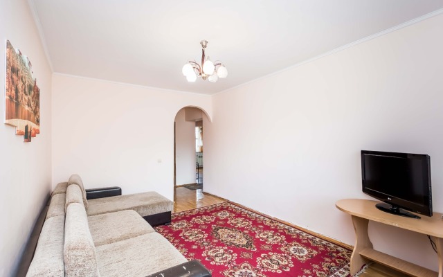 Na Prospekte Dostyk 119 Flat