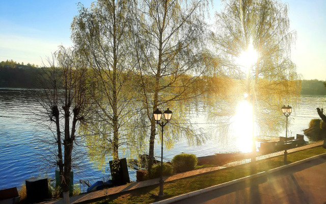 Апартаменты Первая Линия с Видом на Волгу