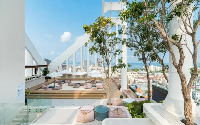 Arbour  And Residence Pattaya