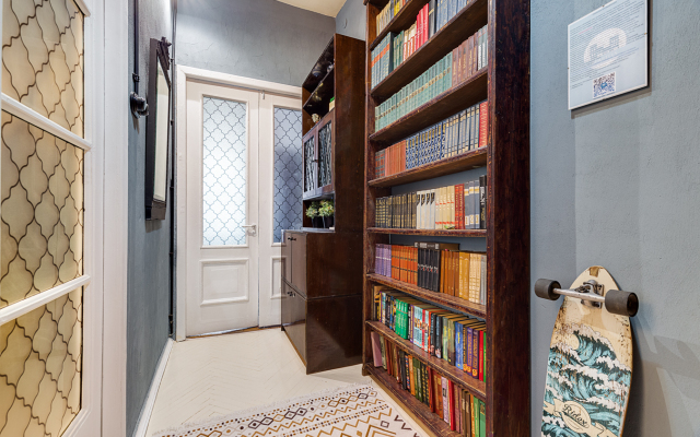 Квартира Трёхкомнатная на Петроградской