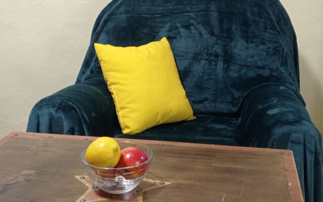 Квартира Live-In-Comfort на Творчества 1к1