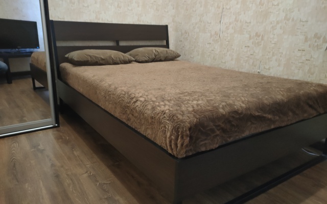 512 VERSHINA Apartaments