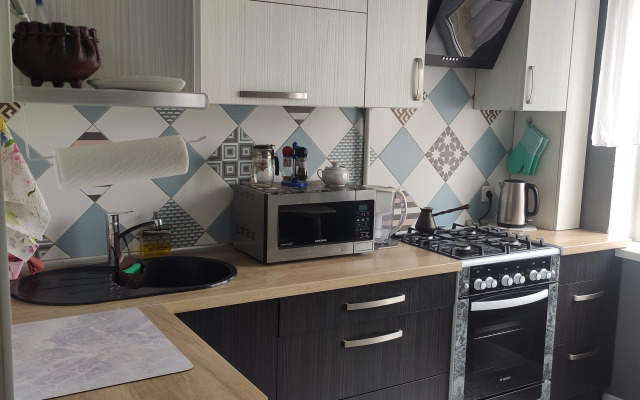 Квартира Светлая 3-комн. на Гребном канале