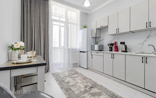 Izumrudnaya Krasotka Flat