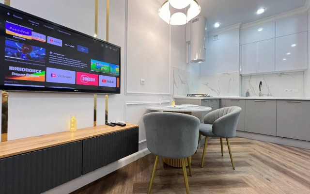 Квартира Однокомнатная на Улице Бориса Слюсаря 23с2