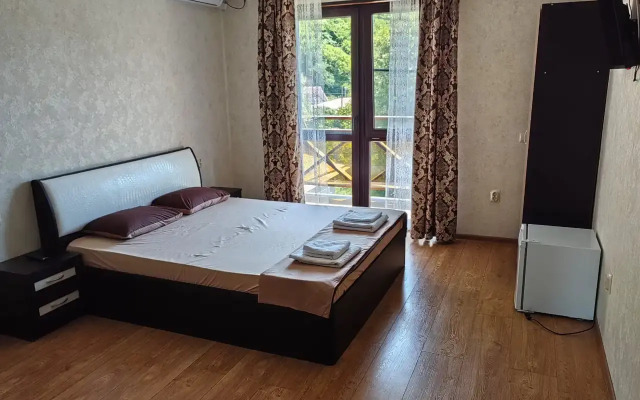 Stefaniya Guest House
