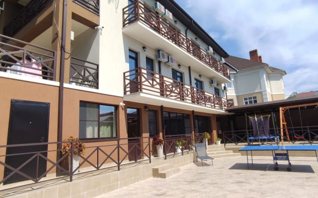 Гостевой дом Tuta (Тута)