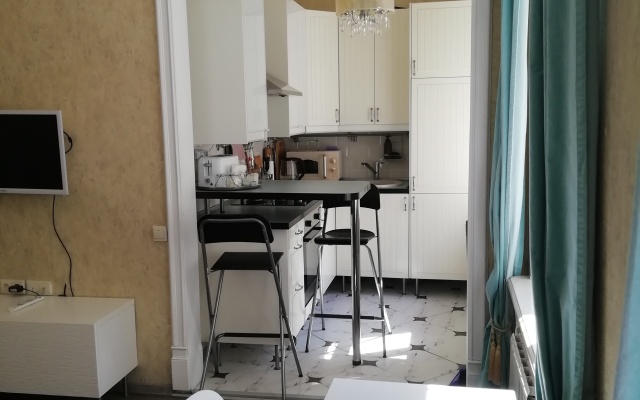 Апартаменты 8 линия Васильевского острова 35