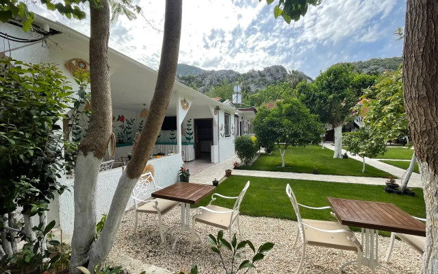 Alican Pension