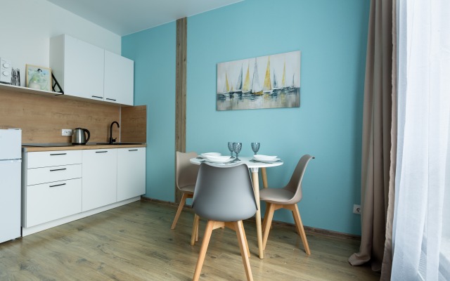 R-Home Start 1723 Apartments