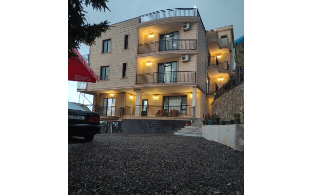 ETM Guest House - Image 5
