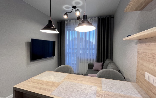 Yevrodvushka V Tsentre Ryadom S Naberezhnoy Flat