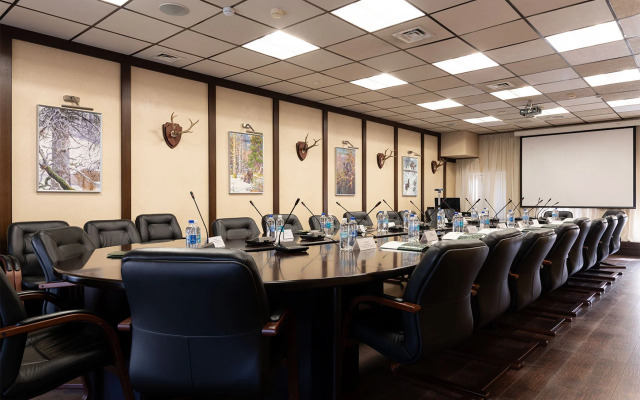 Гостиница Охотник