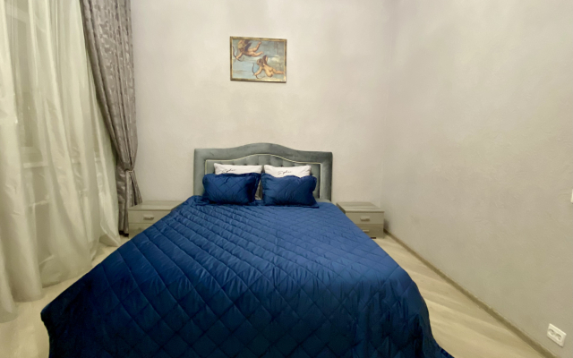 Апартаменты С Видом на Неву и Литейный Мост