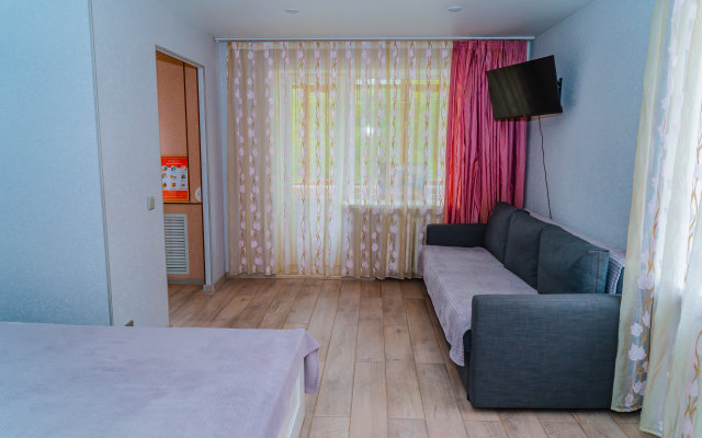 Apartamenty Na Ulitse Gratsinskogo 28 Flat