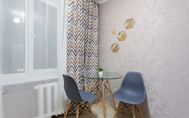 Sadovoe Koltso Izumrudnaya Apartments