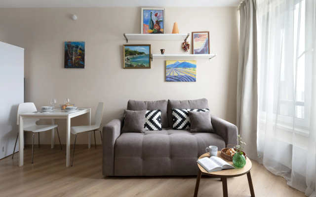 Апартаменты MMyhomeYourhome на Оптиков д34 к1
