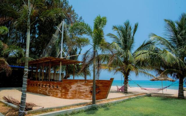 Trincomalee Beach & Spa Resort