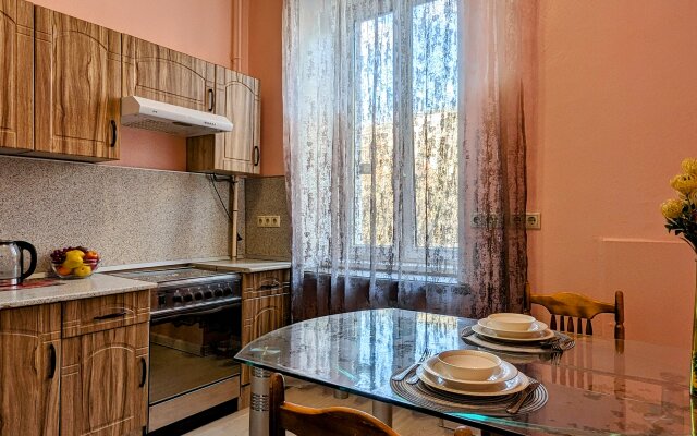 KvartiraSvobodna-Nikolaeva 4 Apartments