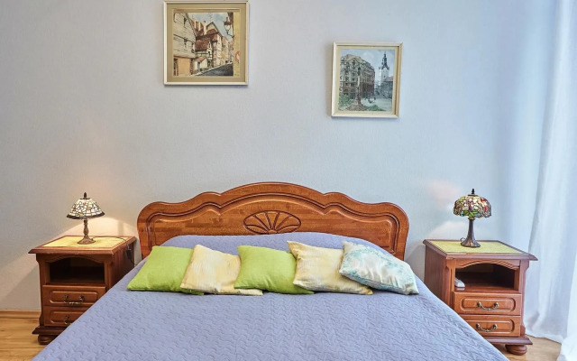 Na Prospecte Nezavisimosti 29 Flat 2-room