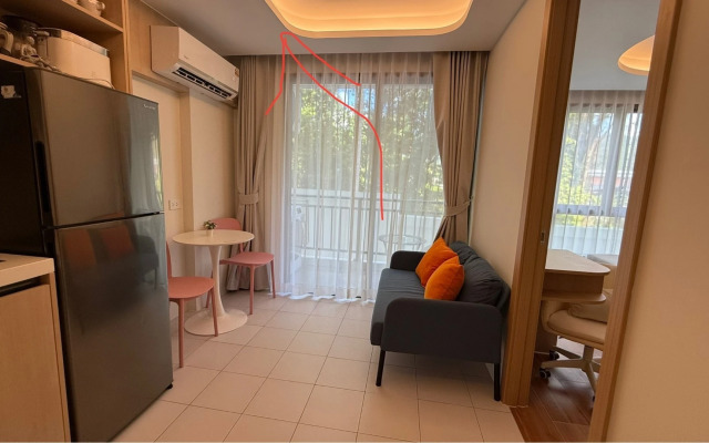 Sovremennaya Ryadom s Plyazhem Kamala Flat