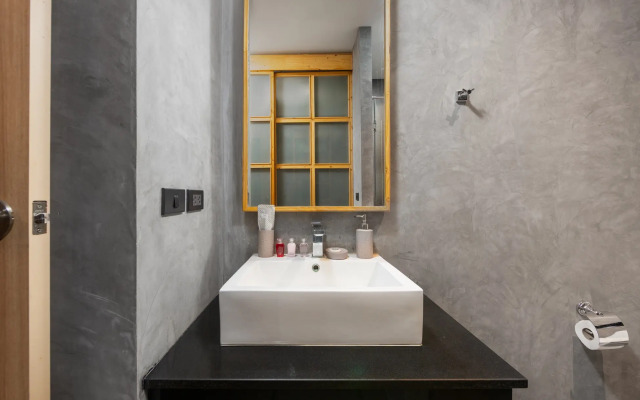 Relife Kai 2 min to Nai Harn Beach Apartments