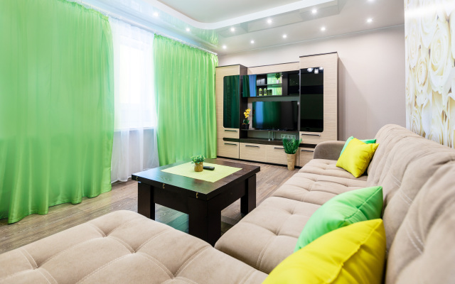 Pyat' Zvyozd RUSAL Flat