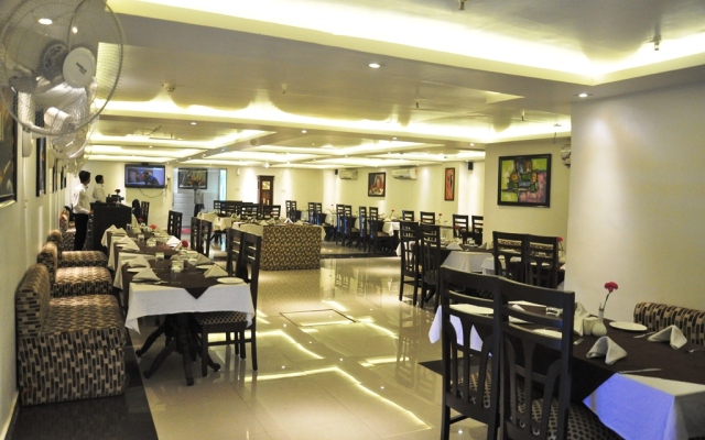 Hotel Mandakini Royal