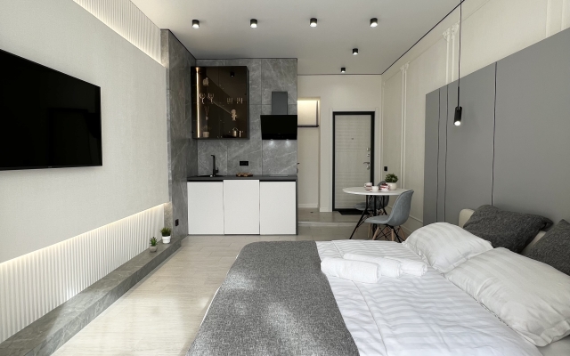 Smart #4 Apartments