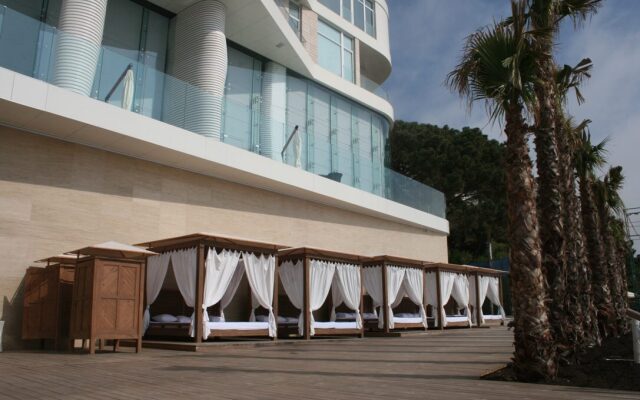 Apartments Residential Complex OPERA PRIMA