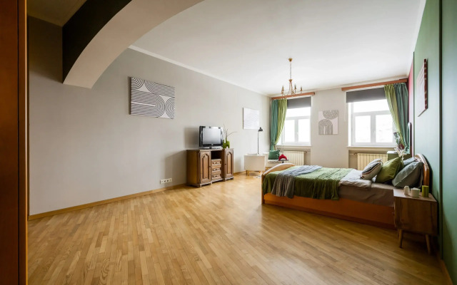 Апартаменты в видом на реку Фонтанку