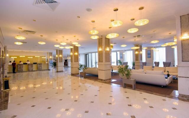 The Grand Gloria Hotel