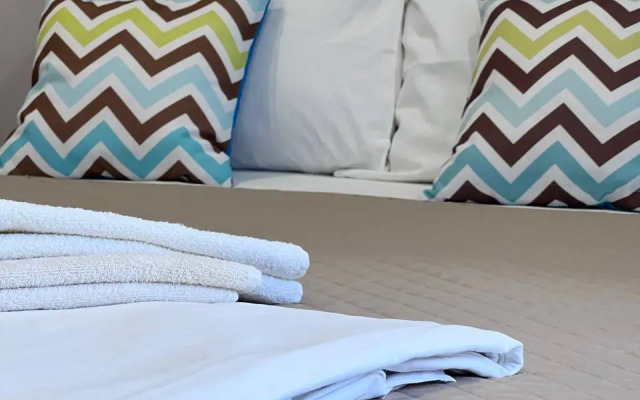 Апартаменты еЖИВИка Автомобилистов 13