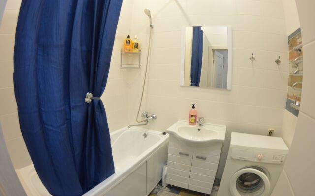 Апартаменты Красивая евродвушка на Нижней Дуброве 51