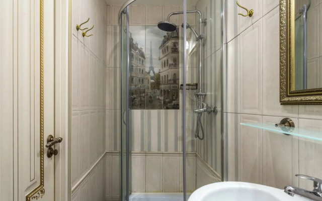 Апартаменты с видом на Александровский сад