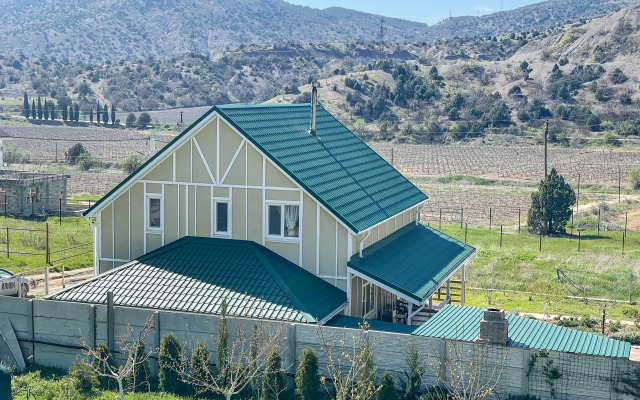 Uyutny Nedaleko Ot Morya Private house