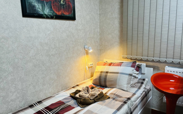 Temper Prayd Hostel