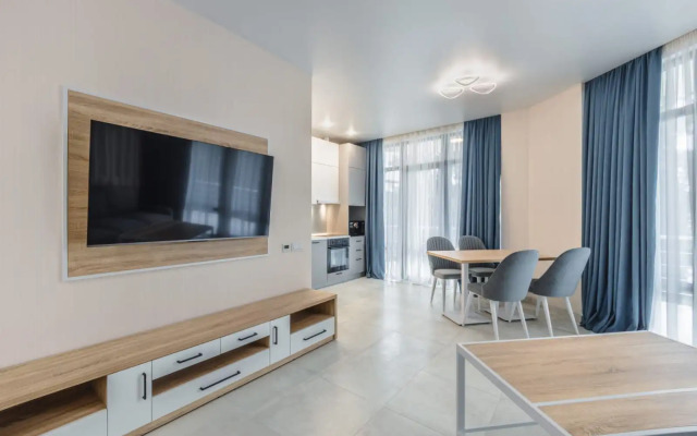 1-Komnatnaya Ot Uk Family Pride Apartments 1 Etazh Kv.4 Flat