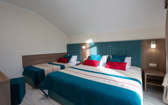 Amra Hotel