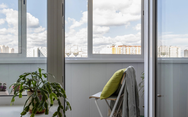 Vidovaya Dvushka V Dvukh Minutakh Ot Metro Flat